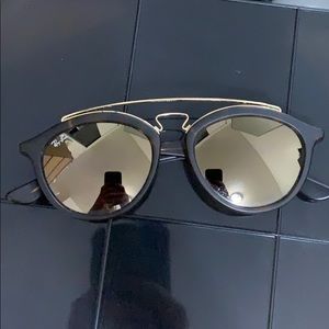 Brown tortoise rayban